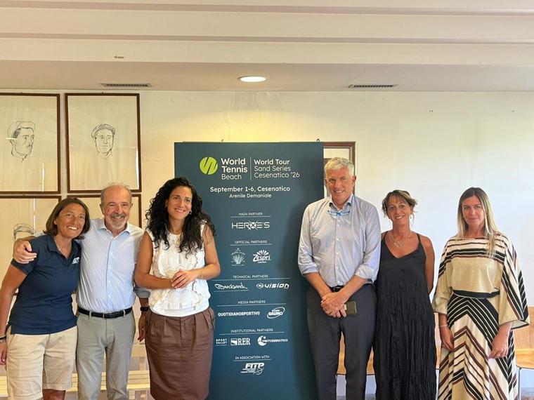 A Cesenatico arriva il grande beach tennis. Dal 1 al 6 settembre 2026 all’Arena Beach di Piazza Costa