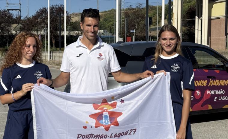 La bandiera dei Mediterranean Beach Games 2027 fa tappa a San Marino