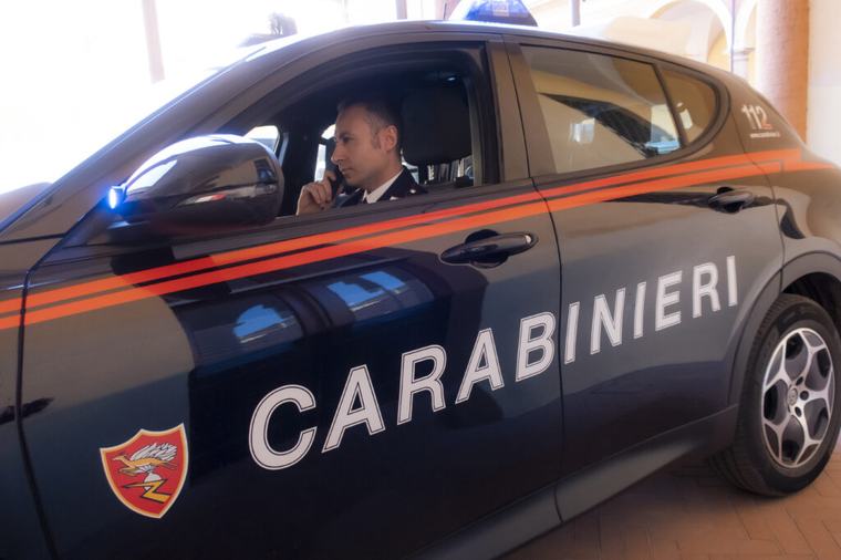 Cronaca. Perseguita e aggredisce l’ex nel parcheggio della palestra a Rimini: bloccato e arrestato un 57enne